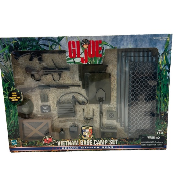 1999 G.I. Joe Classic‎ Collection Vietnam Base Camp Set Deluxe Mission Gear NEW - Picture 1 of 6